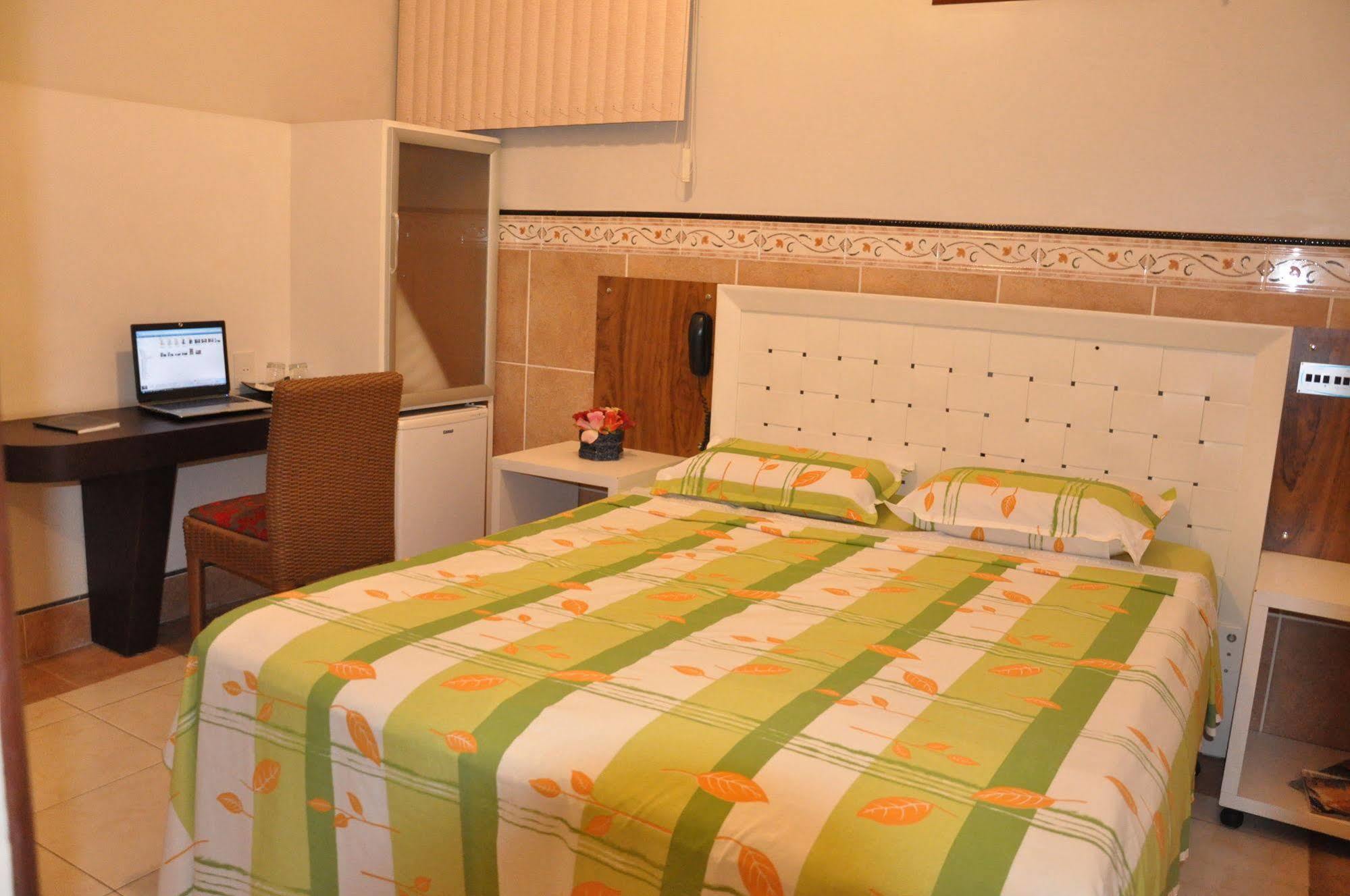 Feira Plaza Hotel Фейра-де-Сантана Екстер'єр фото